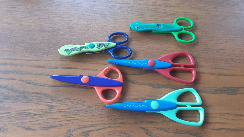 5 Kartel schaartjes voor knutselen - Diverse kleuren, Gebruikt, Geschikt voor karton, Gereedschap of Toebehoren, Meerkleurig