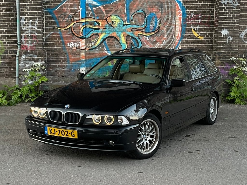 BMW 5-Serie 3.0 530I Touring AUT 2000 Zwart, Automaat, Achterwielaandrijving, 2000 kg, 1650 kg