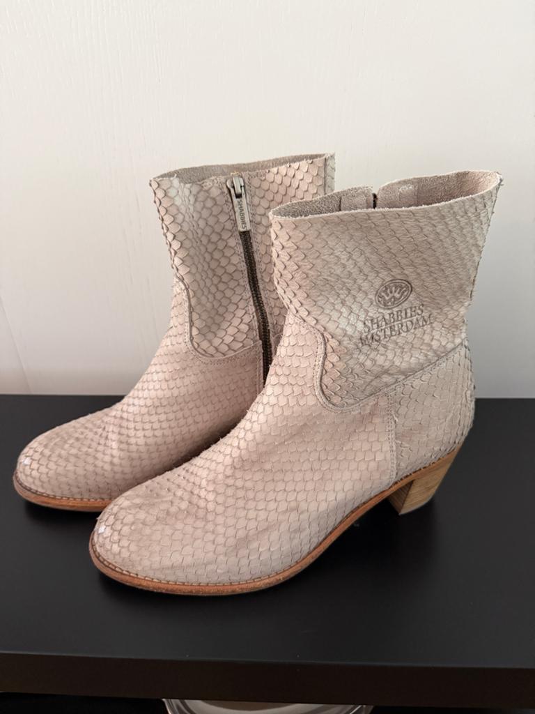 Shabbies Amsterdam laarzen met slangenprint, Kleding | Dames, Schoenen, Ophalen of Verzenden, Gedragen, Beige, Lage of Enkellaarzen