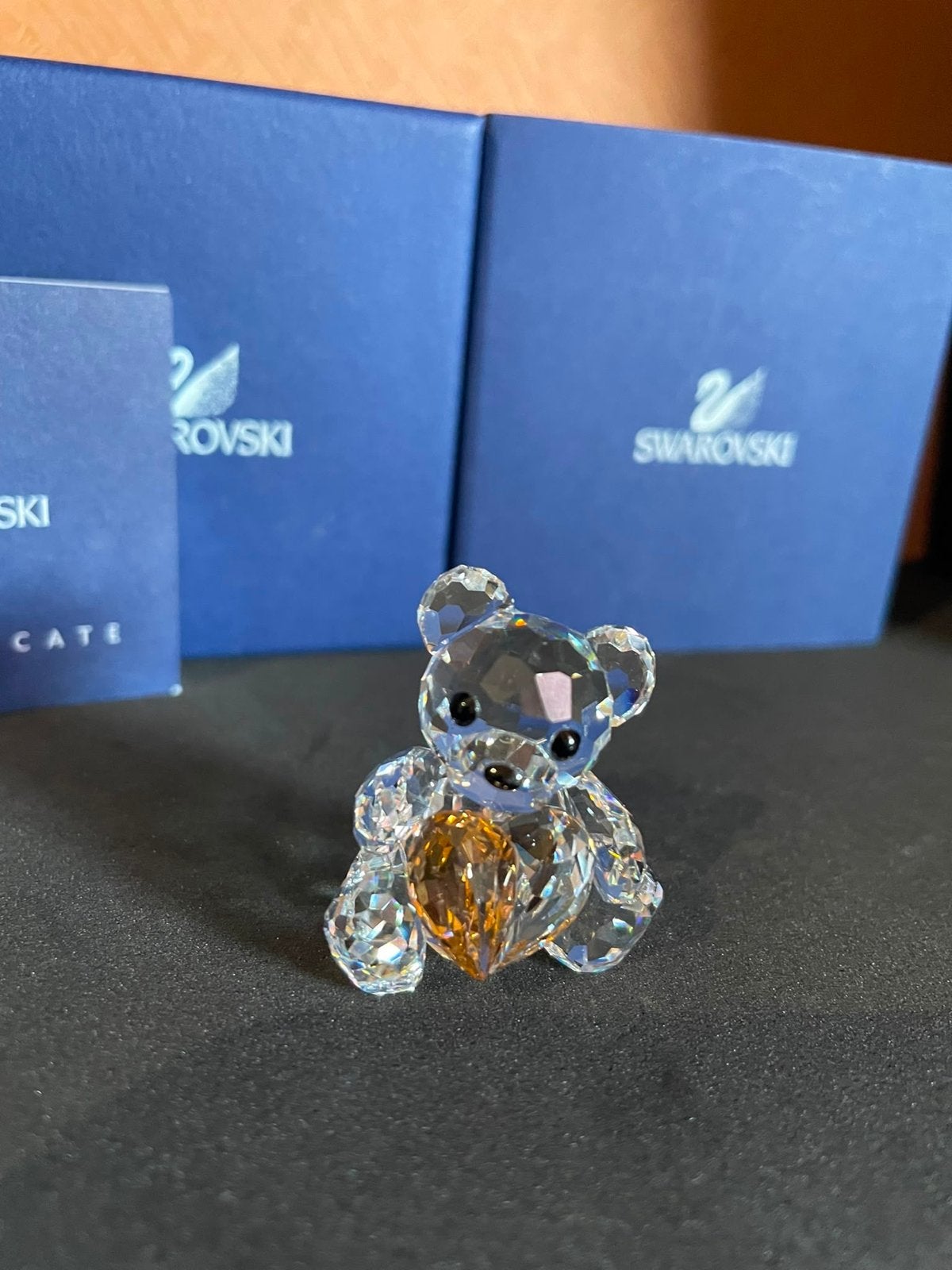 Swarovski krisbeer vanuit het hart gelimiteerde editie 2007, Verzamelen, Ophalen of Verzenden, Zo goed als nieuw, Figuurtje