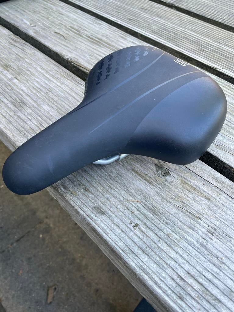 Kinder fietszadel - plat zadel, Ophalen, Kunststof, Zo goed als nieuw, Zadel