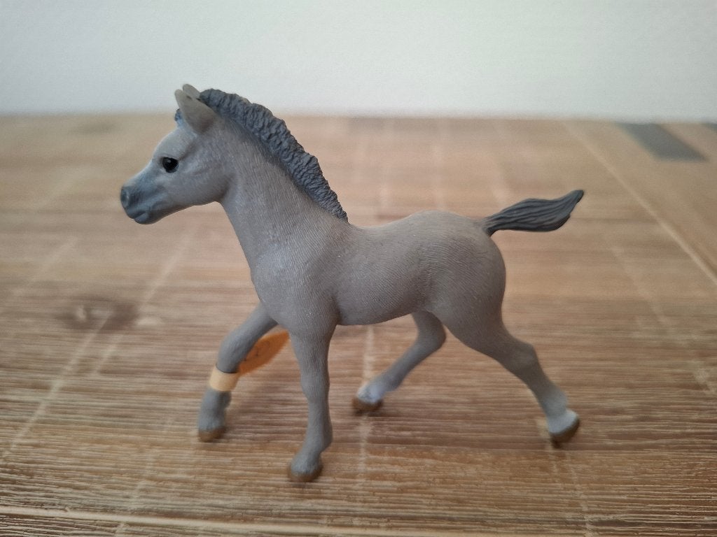 Schleich 98270 Arabier veulen paard uit advent kalender 2021, Ophalen of Verzenden, Zo goed als nieuw