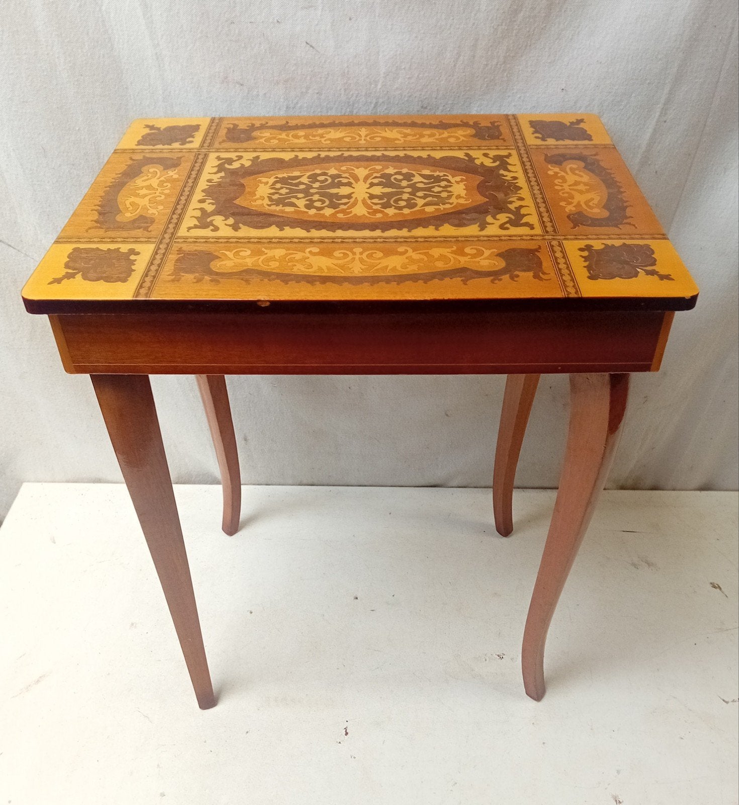 Italiaans Muziek Tafel, Ophalen of Verzenden