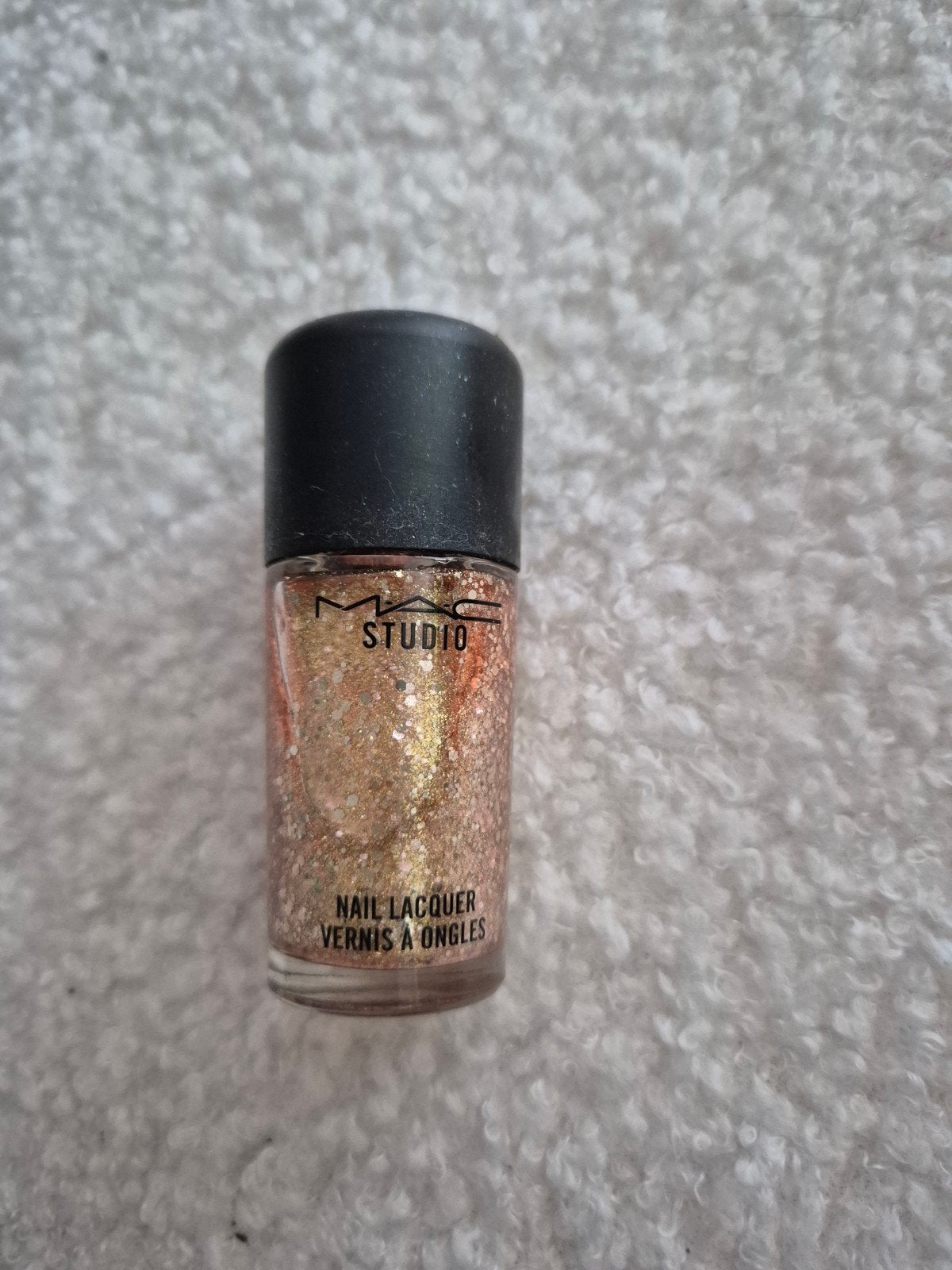 mac glitter nagellak in Quick million! Meer kleding, makeup, Ophalen of Verzenden, Zo goed als nieuw, Handen en Nagels, Goud
