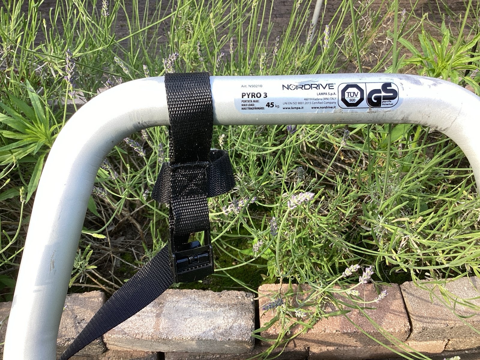 NORDDRIVE PYRO 3 fietsendrager voor 3 fietsen, 3 fietsen of meer, Gebruikt, Brede banden, Achterklepdrager