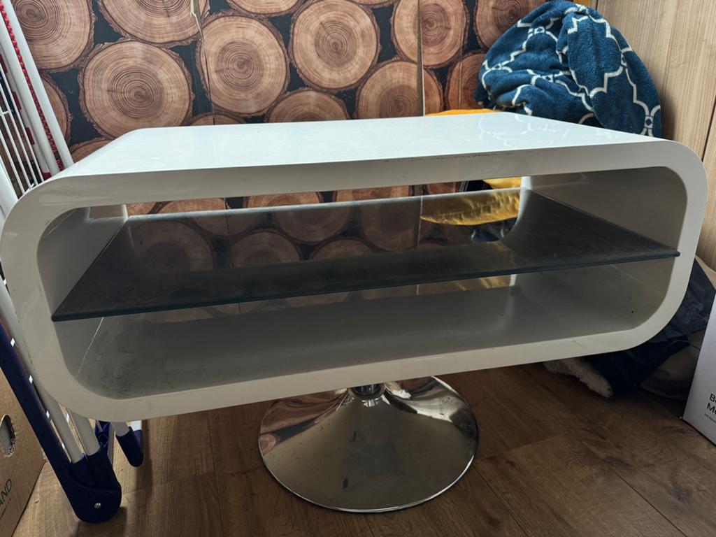 Leuk design tv kastje of bijzettafel, Ophalen, Gebruikt, 50 tot 100 cm, Minder dan 50 cm
