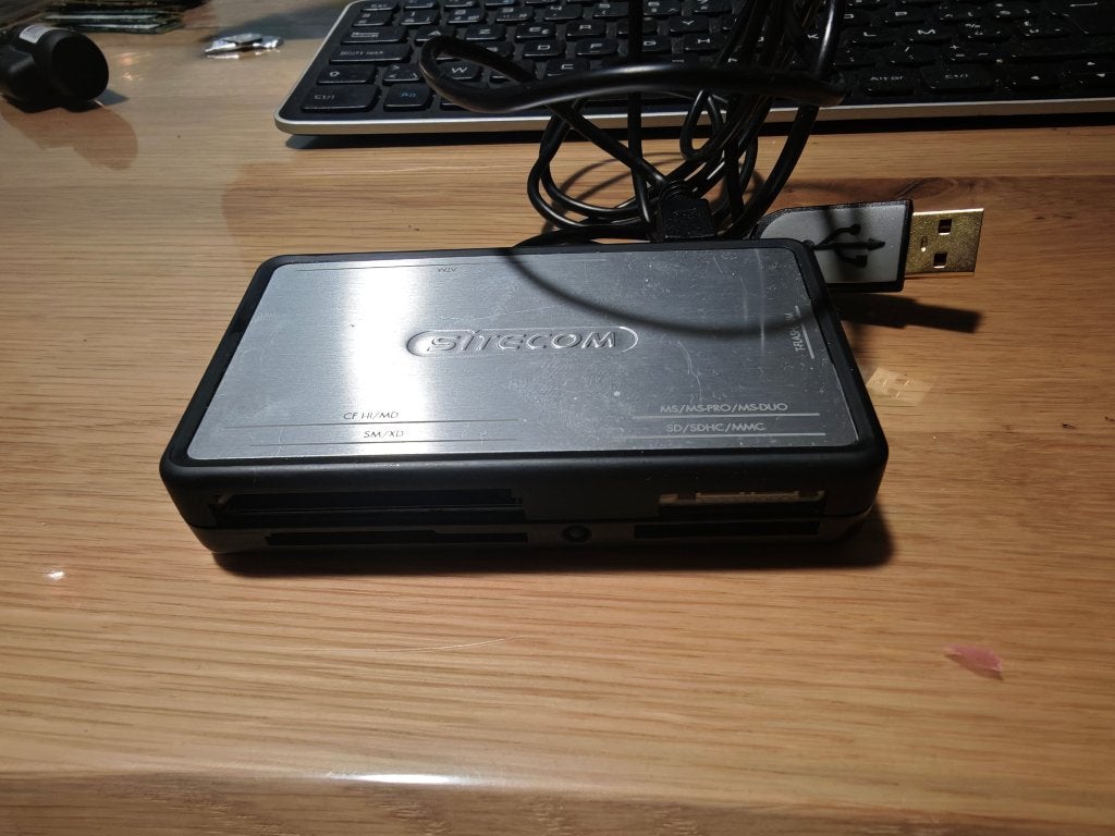 id card reader dvdrw usb-c hub bluetooth toetsenbord cooler, Ophalen of Verzenden, Nieuw, BasicXL