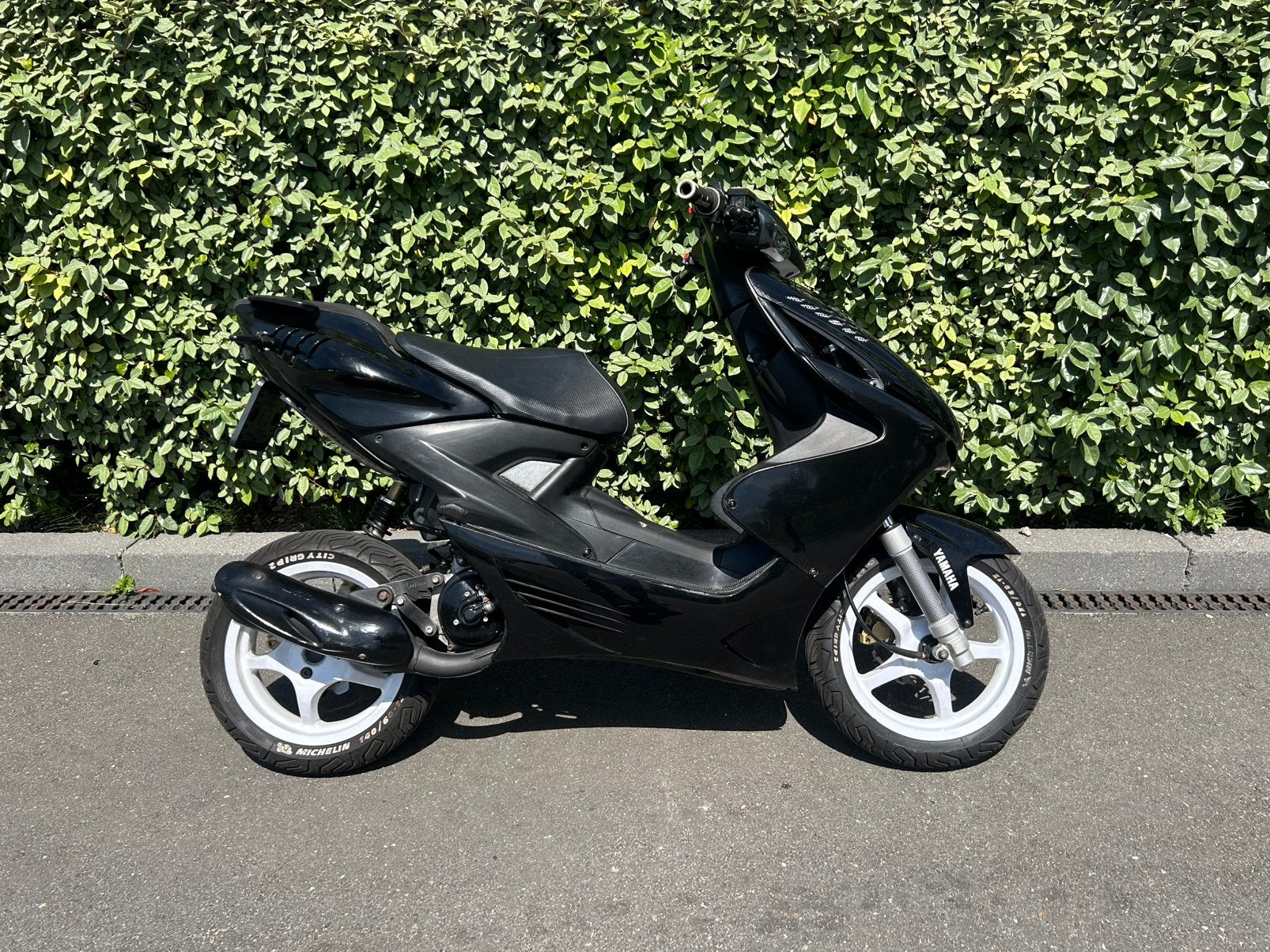 Yamaha Aerox 2012 2 takt, Fietsen en Brommers, Scooters | Yamaha, Ophalen, Zo goed als nieuw, Tweetakt, Aerox