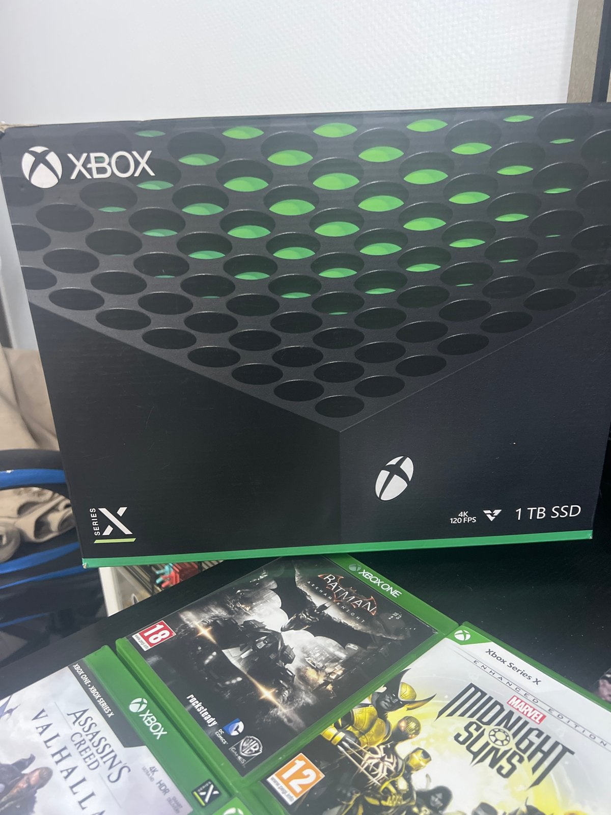 Foto 3 van Xbox Series X 1TB SSD met games en controller  kan bieden