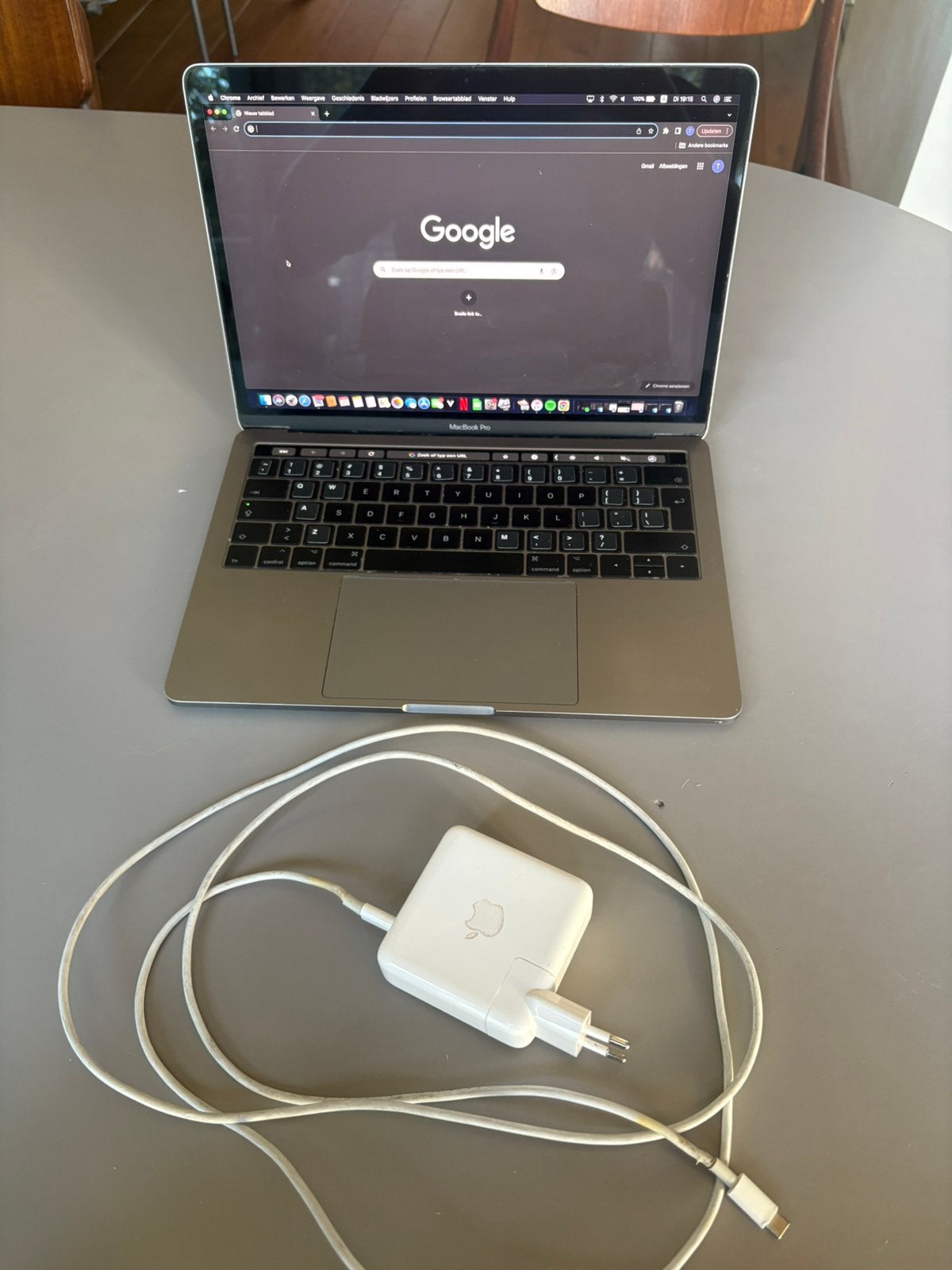 Macbook pro 2017 13 inch ( touchbar ), Computers en Software, MacBook Pro, 2 tot 3 Ghz, 13 inch, Ophalen of Verzenden