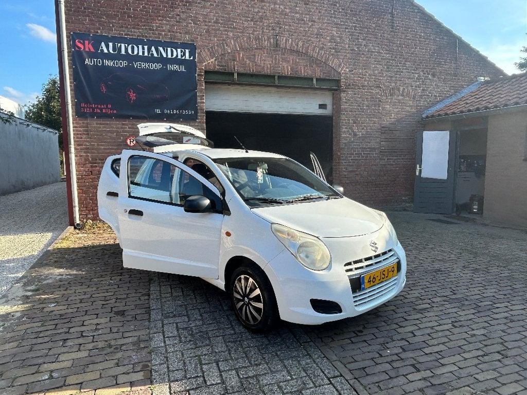Suzuki Alto 1.0 2009 Wit (vaste prijs), Auto's, Voorwielaandrijving, 200 kg, 4 stoelen, Origineel Nederlands