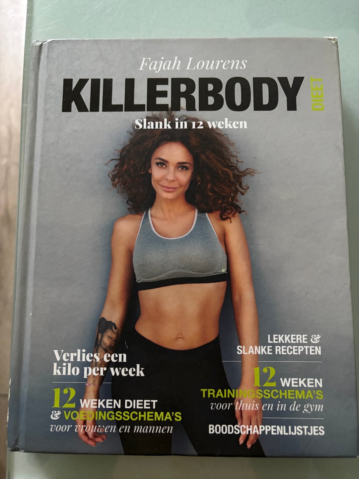 Killerbody Dieet - Slank in 12 weken - Fajah Lourens, Ophalen of Verzenden, Gelezen, Dieet en Voeding