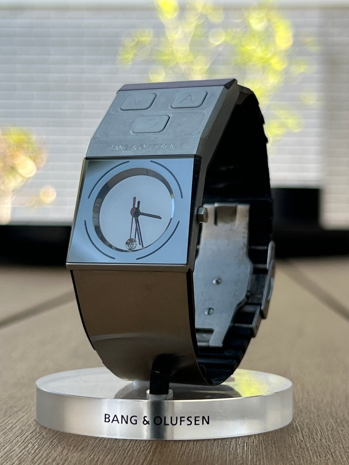 Bang en Olufsen Beowatch / type 9750 / B&O horloge, Ophalen of Verzenden, Zo goed als nieuw, Staal, Overige merken