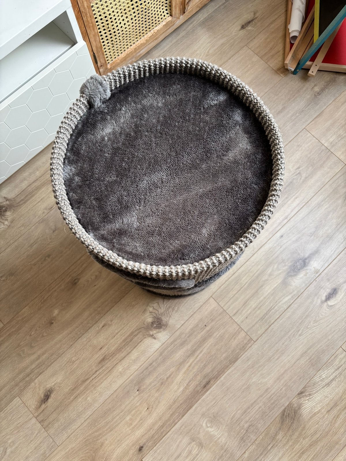 Ronde katten krabpaal zgan!, Ophalen, Nieuw, Krabpaal
