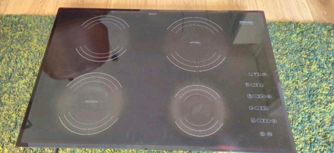 Nette MIELE Inductiekookplaat, Witgoed en Apparatuur, Kookplaten, Zo goed als nieuw, Inbouw, Inductie, 4 kookzones