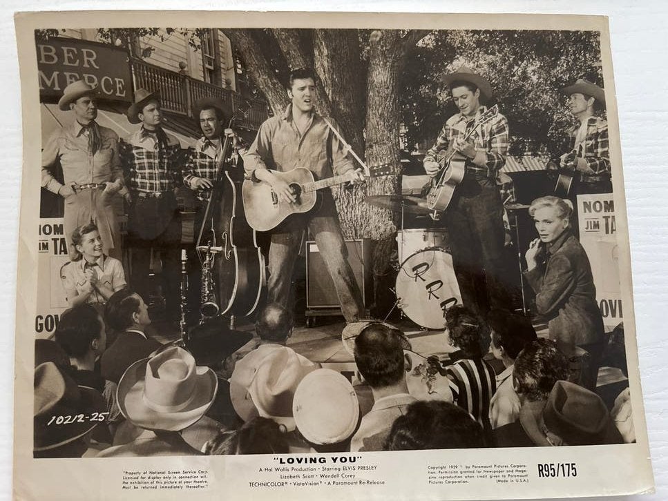 Press Still Elvis Presley 'Loving You' Filmposter, Ophalen of Verzenden, Gebruikt, Poster, Artwork of Schilderij