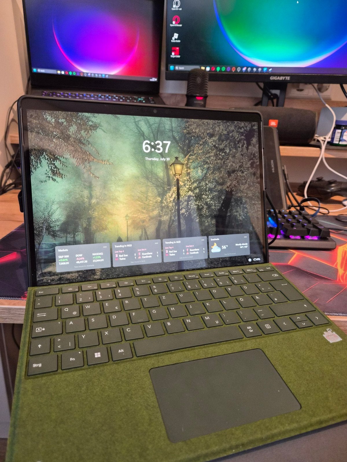 Microsoft Surface Pro 9, i7, 16gb ram, 256gb, 2 tot 3 Ghz, 13 inch, Met touchscreen, Ophalen of Verzenden