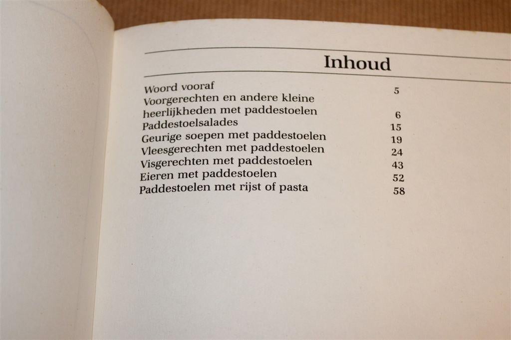 Koken met Paddestoelen — Recepten en Bereiding, Boeken, Kookboeken, Ophalen of Verzenden, Gelezen, Nederland en België