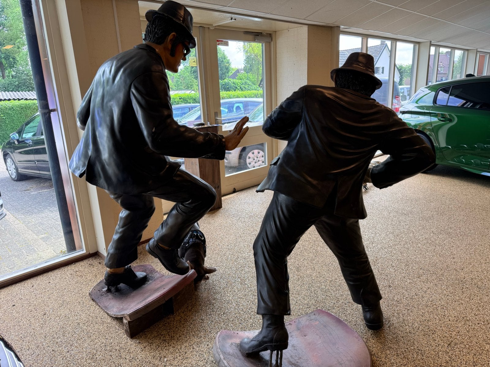 Blues Brothers Beelden - Levensgroot en Handgemaakt, Ophalen, Groep mensen, Handgemaakt, Zwart