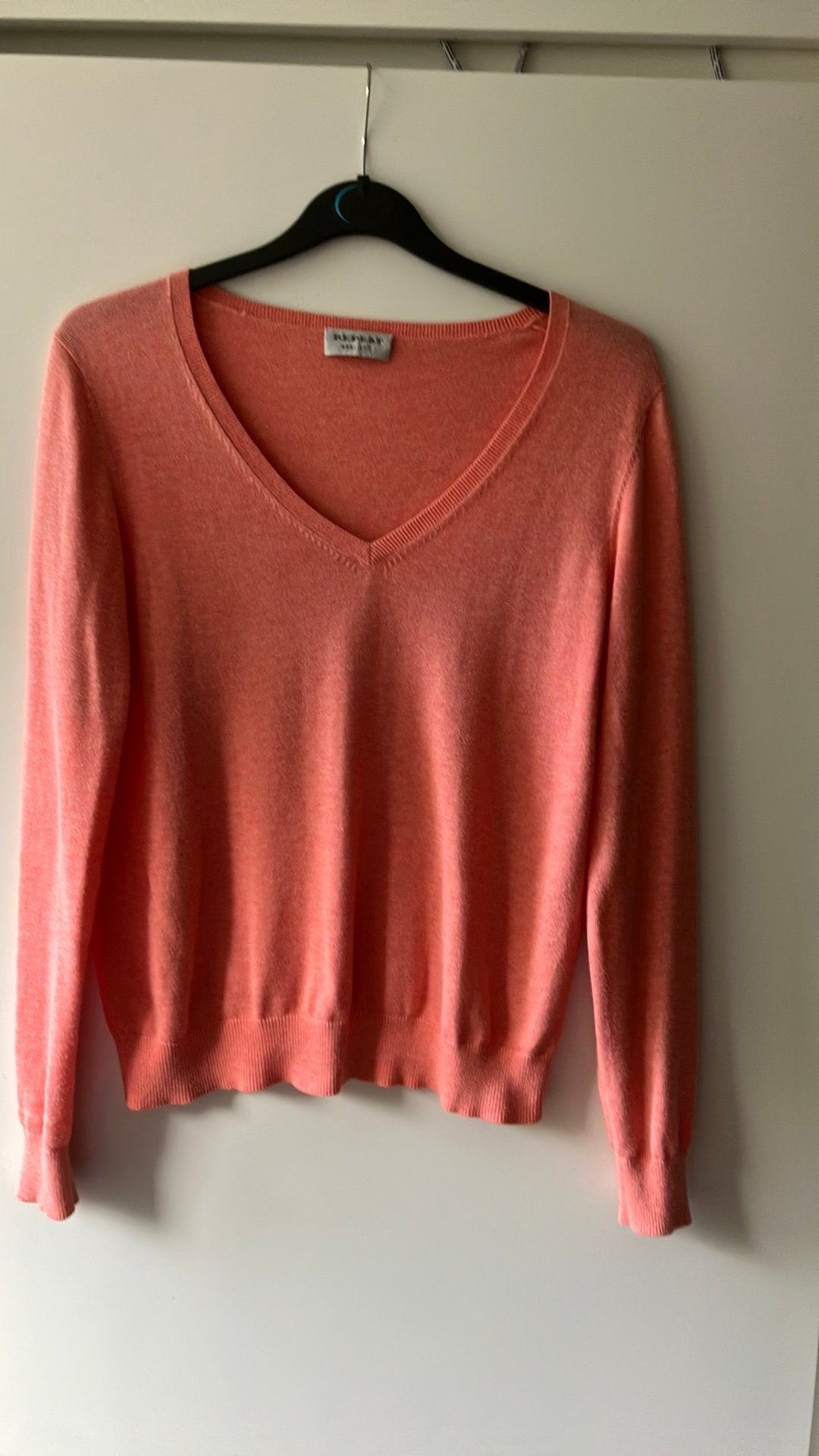 Repeat easy knit. Zalmroze V-hals trui. Maat 38, Ophalen of Verzenden, Zo goed als nieuw, Roze, Maat 38/40 (M)