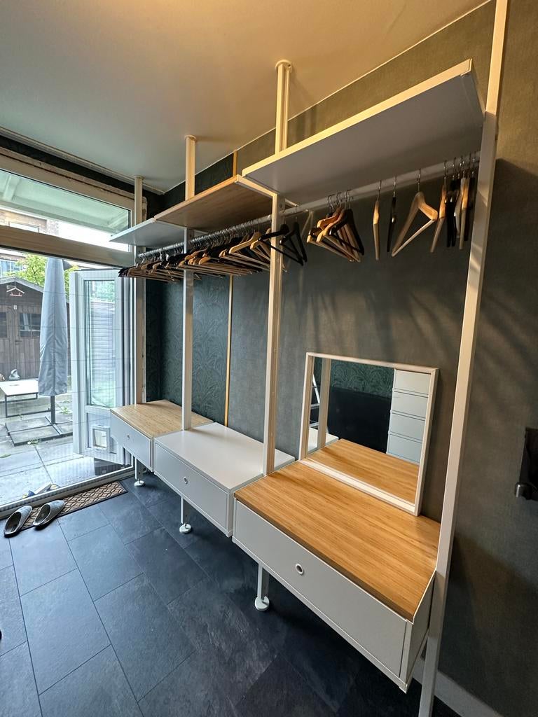 IKEA ELVARLI Inloopkast Wit/Bamboe - Uitgebreide Set, Ophalen, 200 cm of meer, Zo goed als nieuw, Met lade(s)