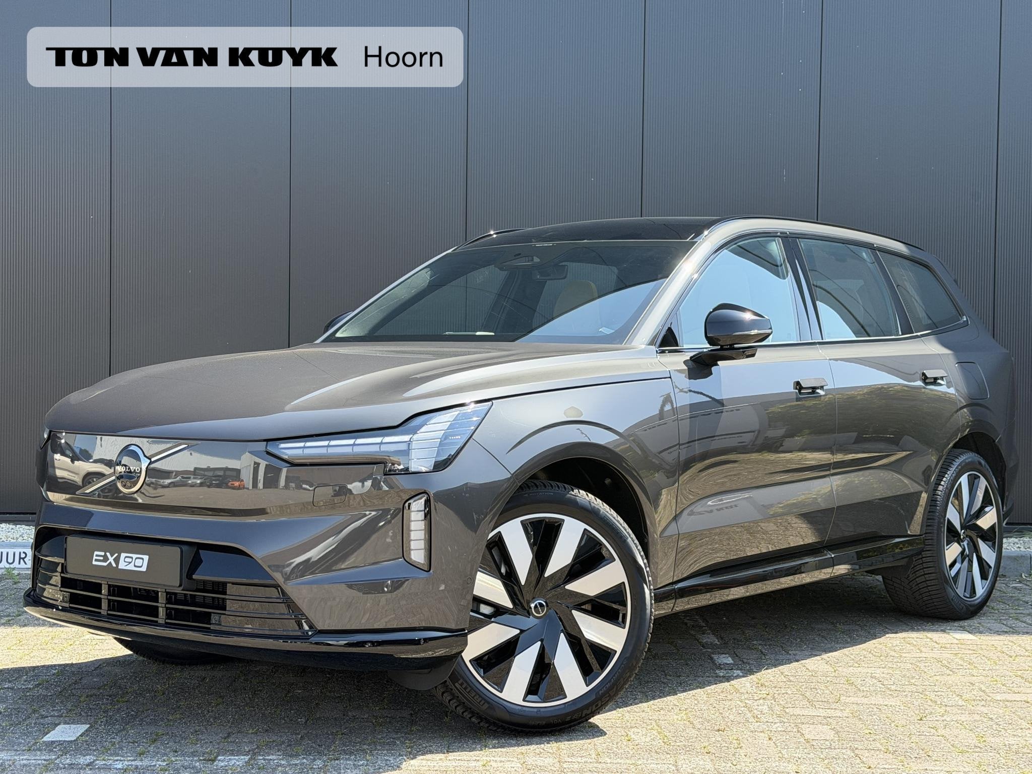 Volvo EX90 Single Motor Plus 7p. 92 kWh 21 inch lichtmetaal, Auto's, Automaat, Bruin, Lichtsensor, 7 stoelen