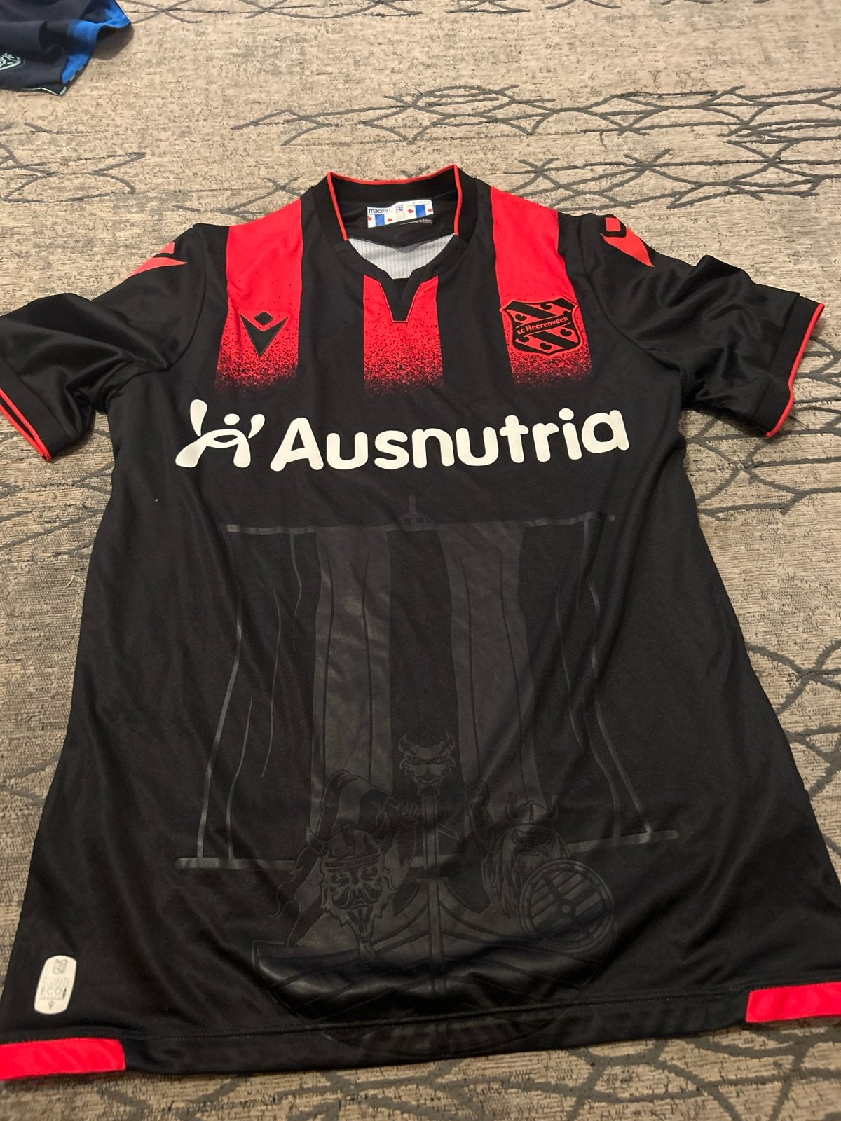 SC Heerenveen shirt - Goede staat, Ophalen of Verzenden, Gedragen, Maat 46 (S) of kleiner, Zwart