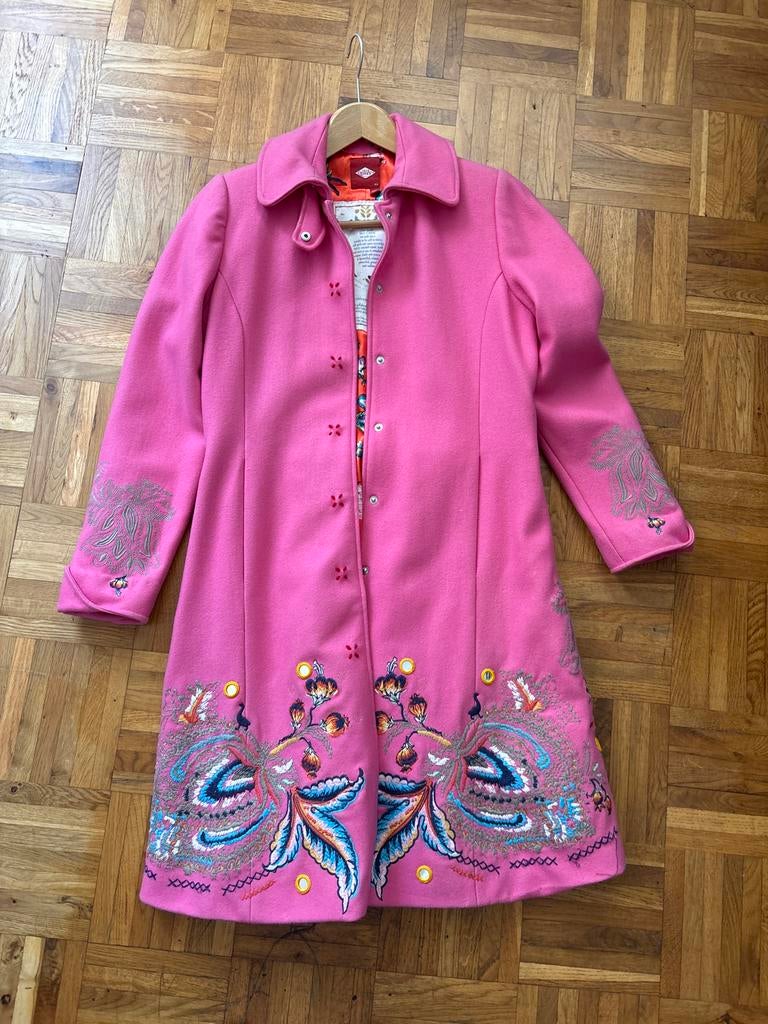 Oily's roze jas met borduursels, maat 152, Ophalen of Verzenden, Zo goed als nieuw, Maat 34 (XS) of kleiner, Roze