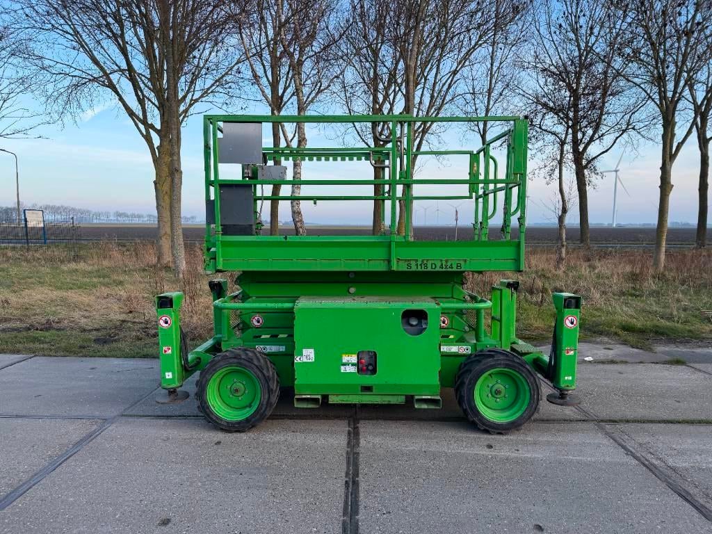 Skyjack SJ 6832 RT schaar hoogwerker 12 meter (bj 2016)