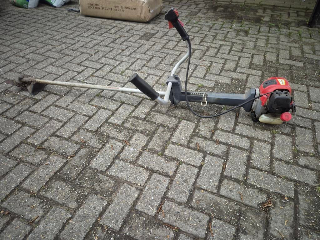 Robin bosmaaier - Krachtige benzine grastrimmer, Tuin en Terras, Bosmaaiers, Benzine, Gebruikt, Ophalen of Verzenden, Robin