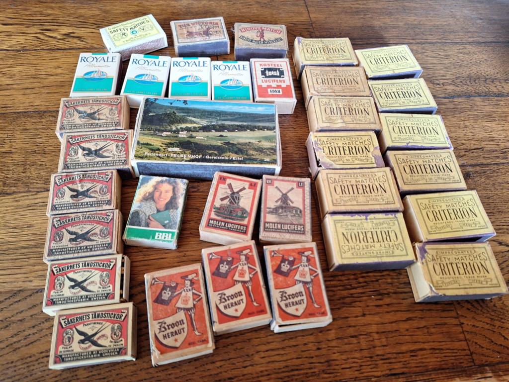 Vintage luciferdoosjes, Ophalen of Verzenden, Gebruikt, Luciferdoosjes of -merken