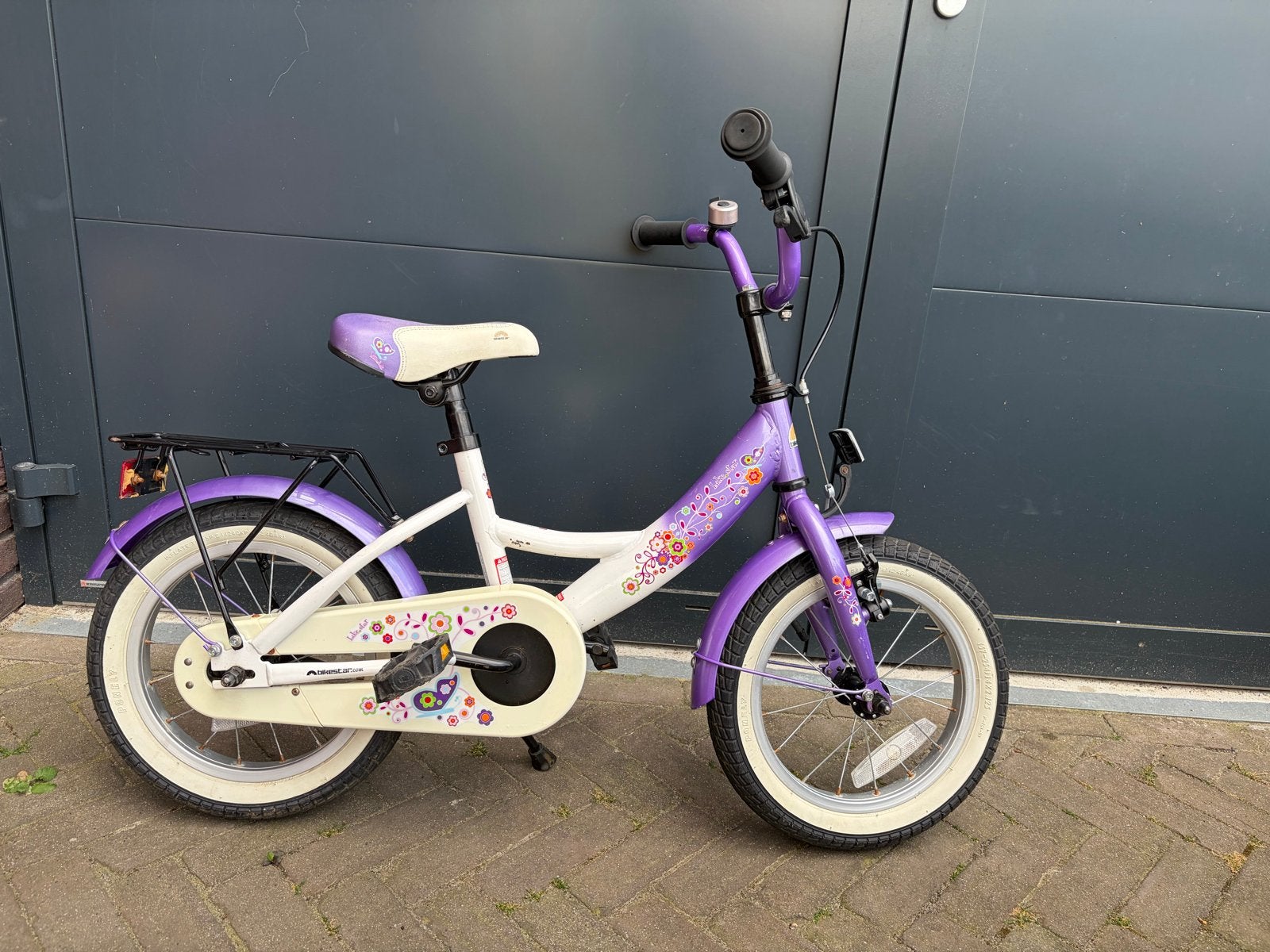 14 inch meisjesfiets, Ophalen