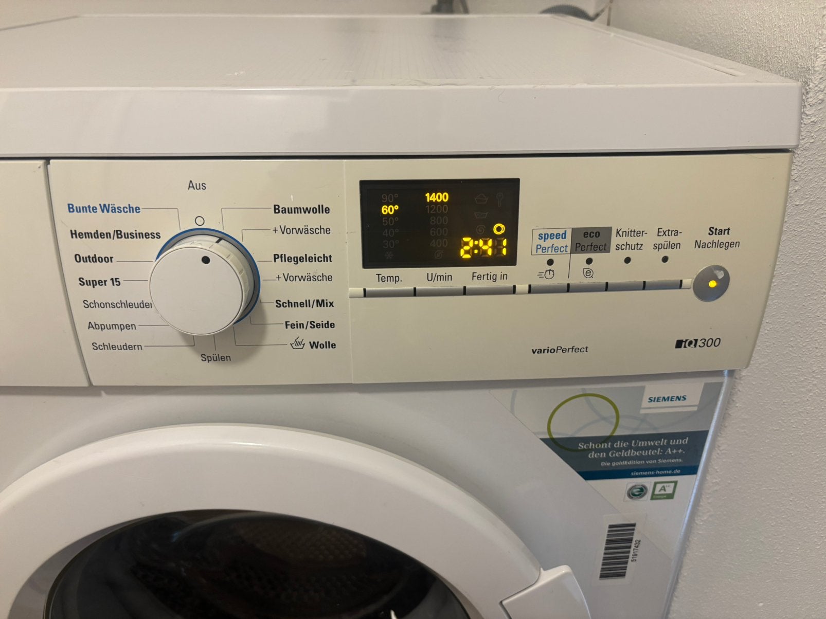 Siemens VarioPerfect iQ300 wasmachine, Ophalen, Zo goed als nieuw, 85 tot 90 cm, 1200 tot 1600 toeren
