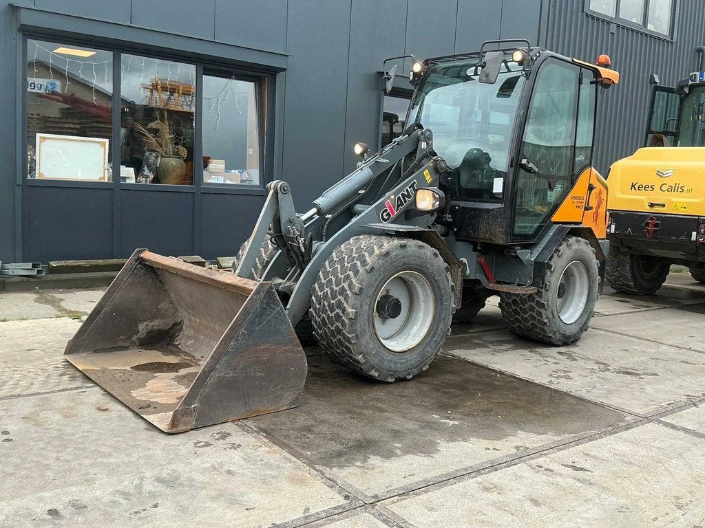 2018 Giant 45+ V5003 X-TRA HD Wiellader, Wiellader of Shovel