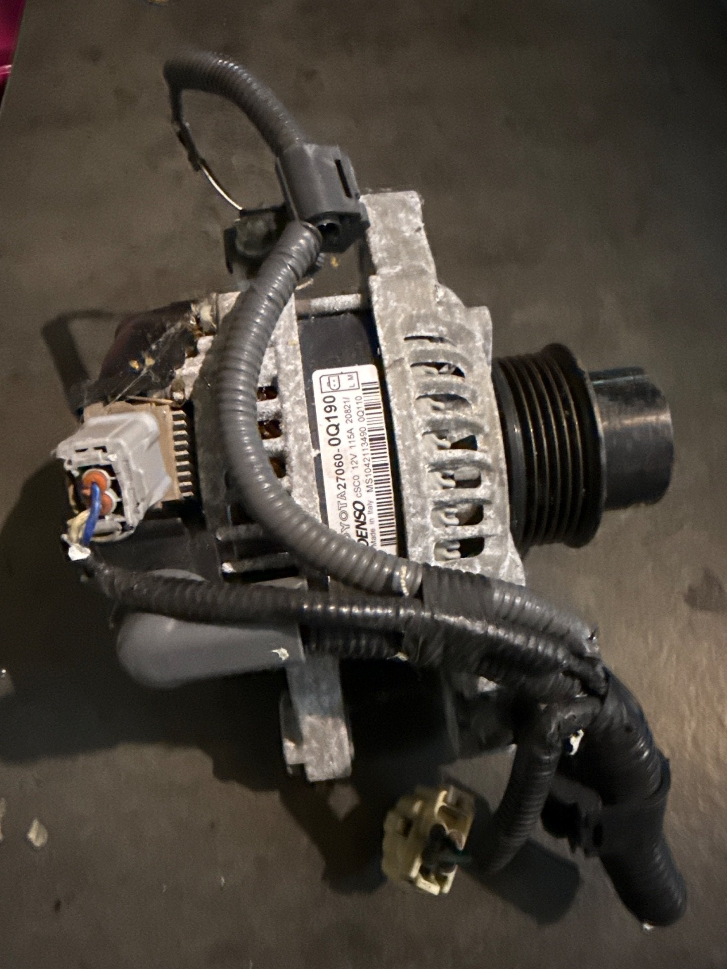 dynamo Peugeot 108 Citro n c1 Toyota Aygo 27060-0Q160