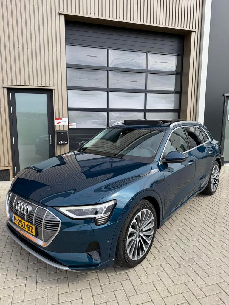Audi E-tron 50 Quatrro 71Kwh 2019 Pano|Memory|Lucht|21incNAP, Automaat, 1800 kg, Zwart, 124 €/maand
