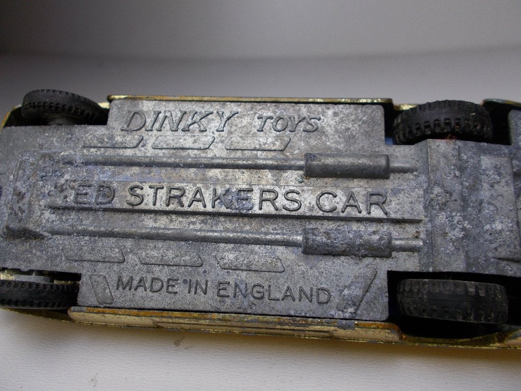 1970 Dinky Toys 352 ED STRAKERS CAR. Uit SHADO+UFO SERIE -B-, Ophalen of Verzenden, Gebruikt, Auto, Dinky Toys
