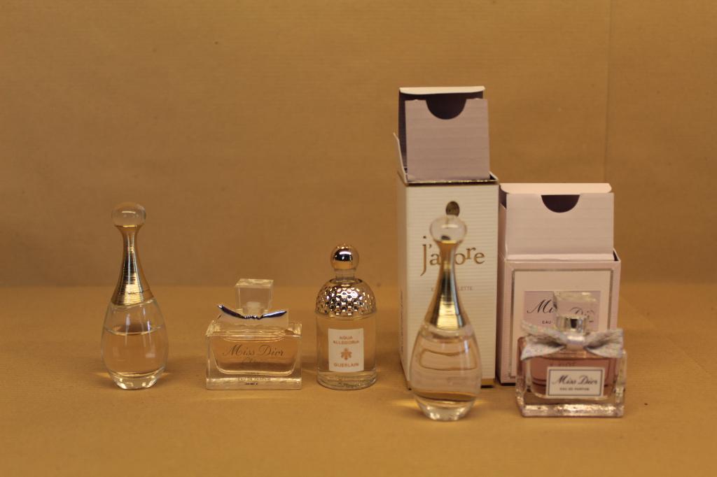 Miniatuur parfum DIOR, J'Adore Miss Dior en Guerlain, Ophalen of Verzenden, Nieuw, Miniatuur, Gevuld