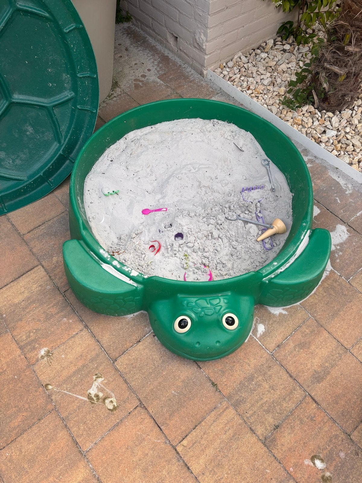 Schildpad zandbak met deksel, Ophalen, Gebruikt