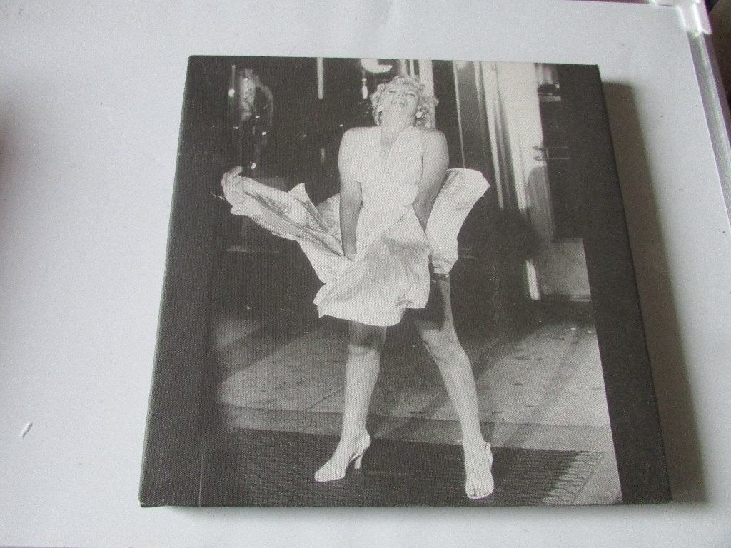 MARILYN MONROE : FOTO OP DOEK, Huis en Inrichting, Woonaccessoires | Schilderijen, Tekeningen en Foto's, Minder dan 50 cm, Ophalen of Verzenden