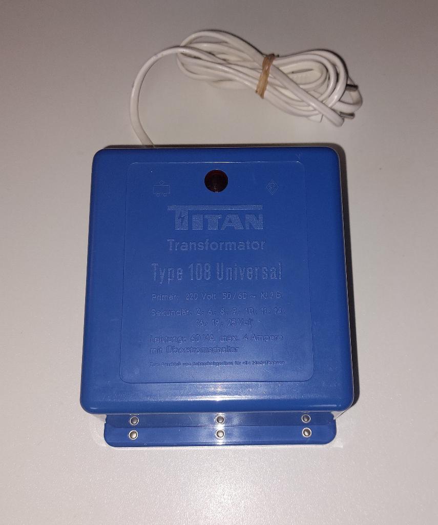 Titan 108 Universeel trafo 60 VA, Overige merken, Ophalen of Verzenden, Zo goed als nieuw, Transformator of Voeding