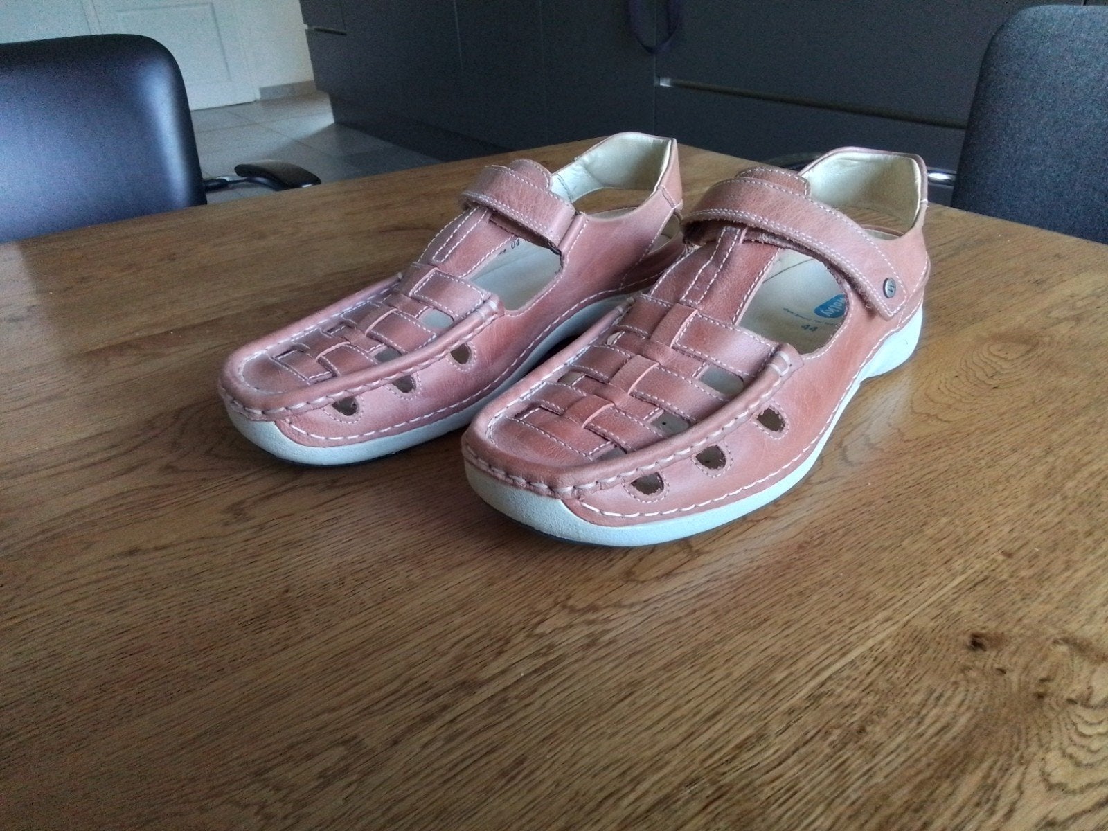 (Bijna) Nieuwe sandalen van Wolky, maat 44,, Kleding | Dames, Schoenen, Wolky, Beige, Zo goed als nieuw, Sandalen of Muiltjes