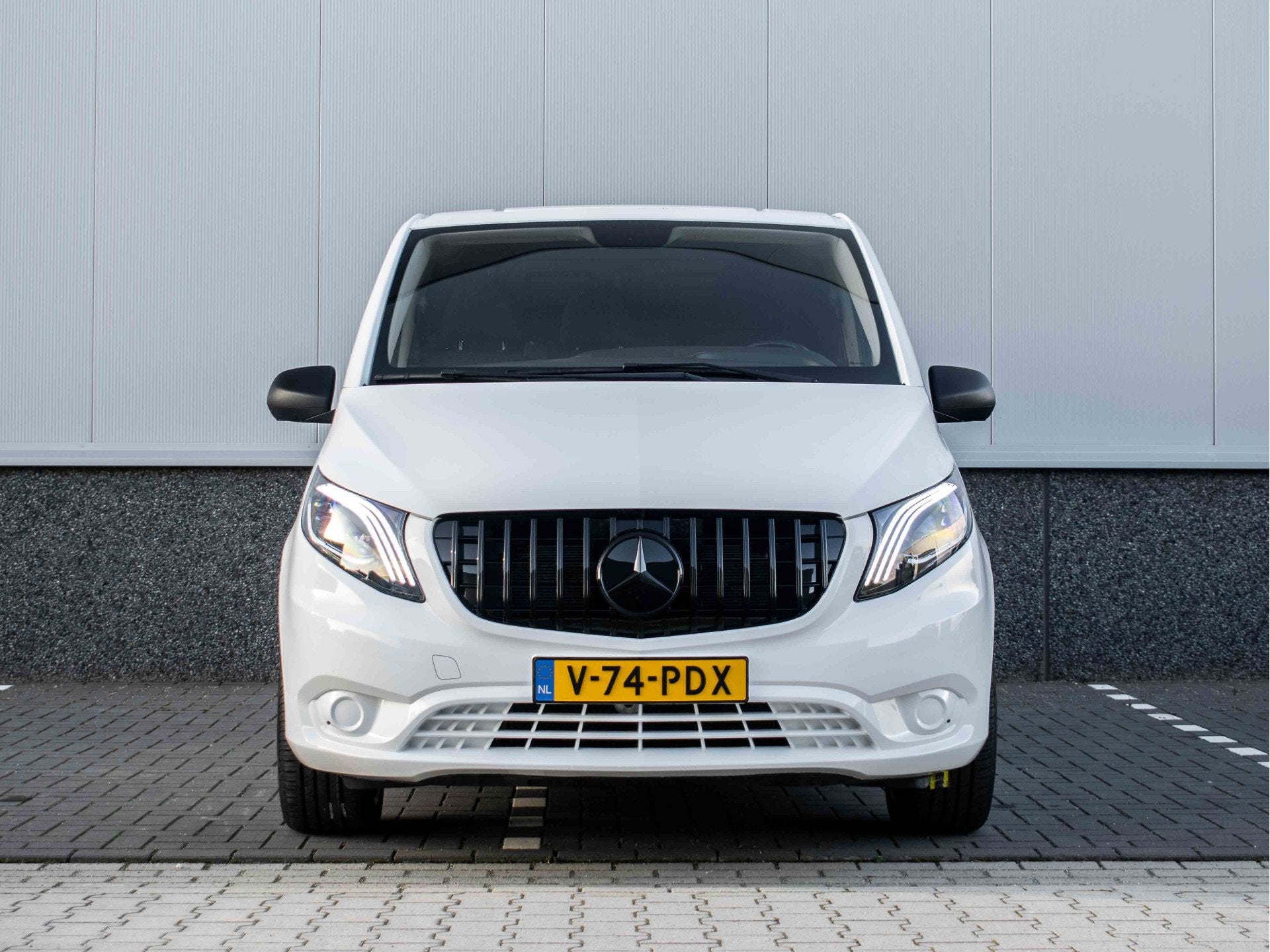 Mercedes-Benz Vito 114 CDI Lang | Trekhaak 2500kg | Carplay, Automaat, Dealer onderhouden, Gebruikt, 4 cilinders