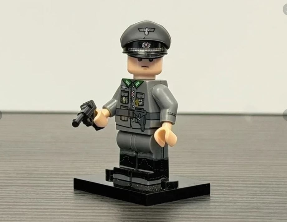 WW2 German Wehrmacht Leutnant minifig / Minifigure, Verzenden, Landmacht, Duitsland, Miniatuur of Beeldje