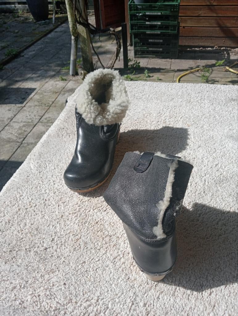 Klomplaarzen sanita, Ophalen of Verzenden, Zo goed als nieuw, Sneakers of Gympen