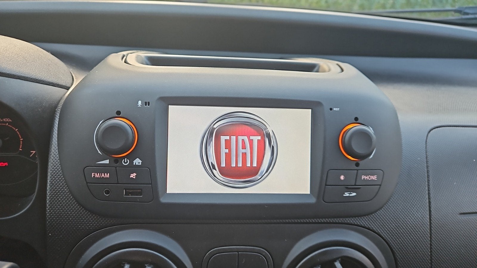Radio passend in Fiat Fiorino, Citroen meno, Peugeot bipper, Ophalen