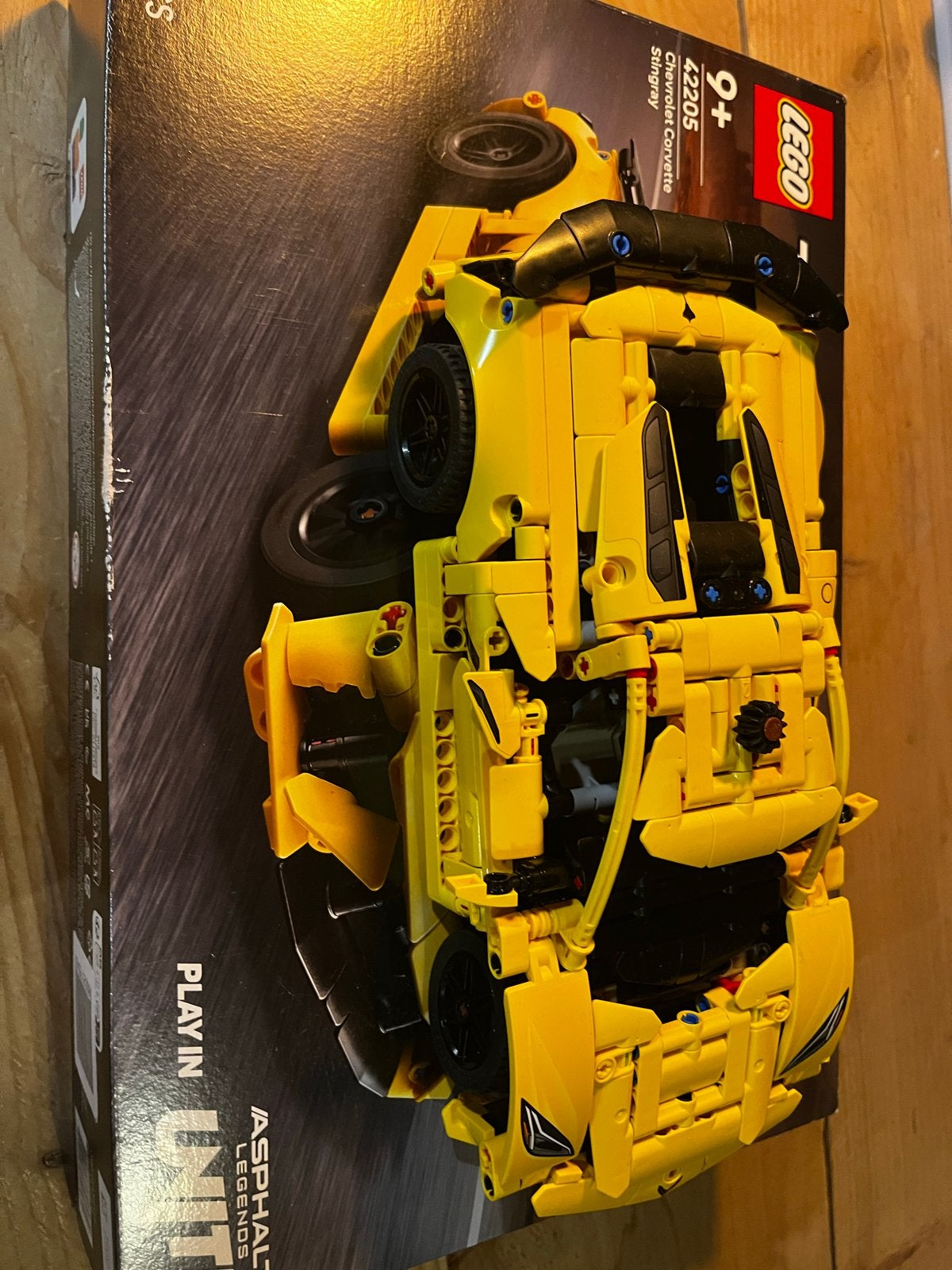 LEGO Technic 42205 Chevrolet Corvette Stingray, Lego, Ophalen of Verzenden, Zo goed als nieuw, Complete set