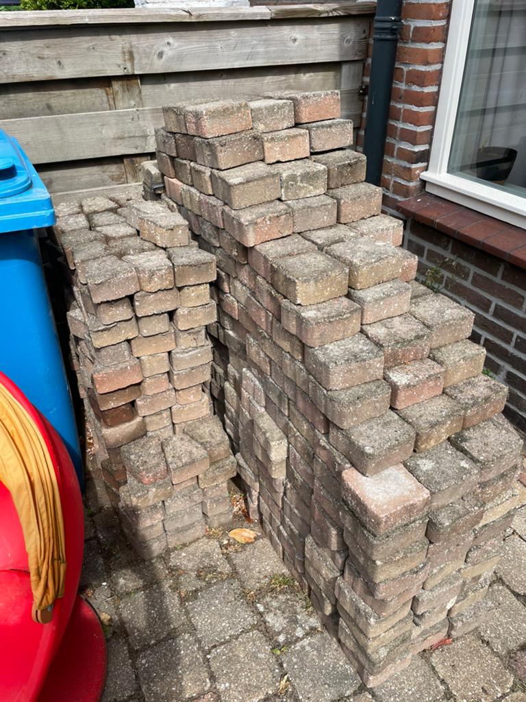 Koppelsteentjes, Ophalen, Zo goed als nieuw, Beton, Klinkers