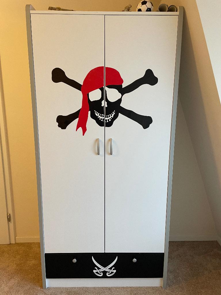 kast, piraten,, Huis en Inrichting, Ophalen, 50 tot 100 cm, Zo goed als nieuw, 150 tot 200 cm