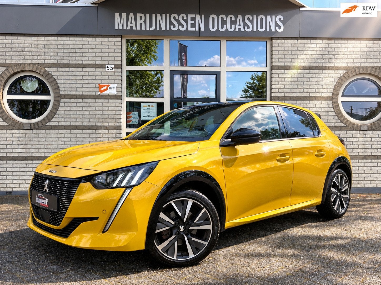 Peugeot 208 1.2 PureTech GT-Line |VirtualDash|360Cam|, Auto's, Gebruikt, Zwart, 1199 cc, Leder en Stof